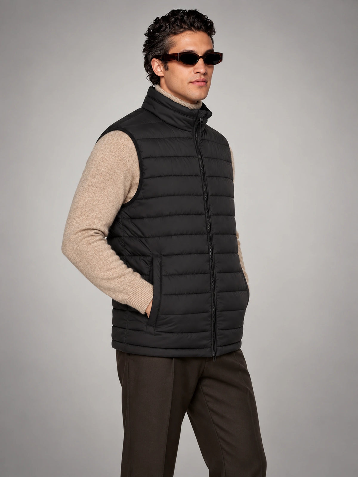 Men's Full-Zip Bodywarmer Gilet in Black — side view
