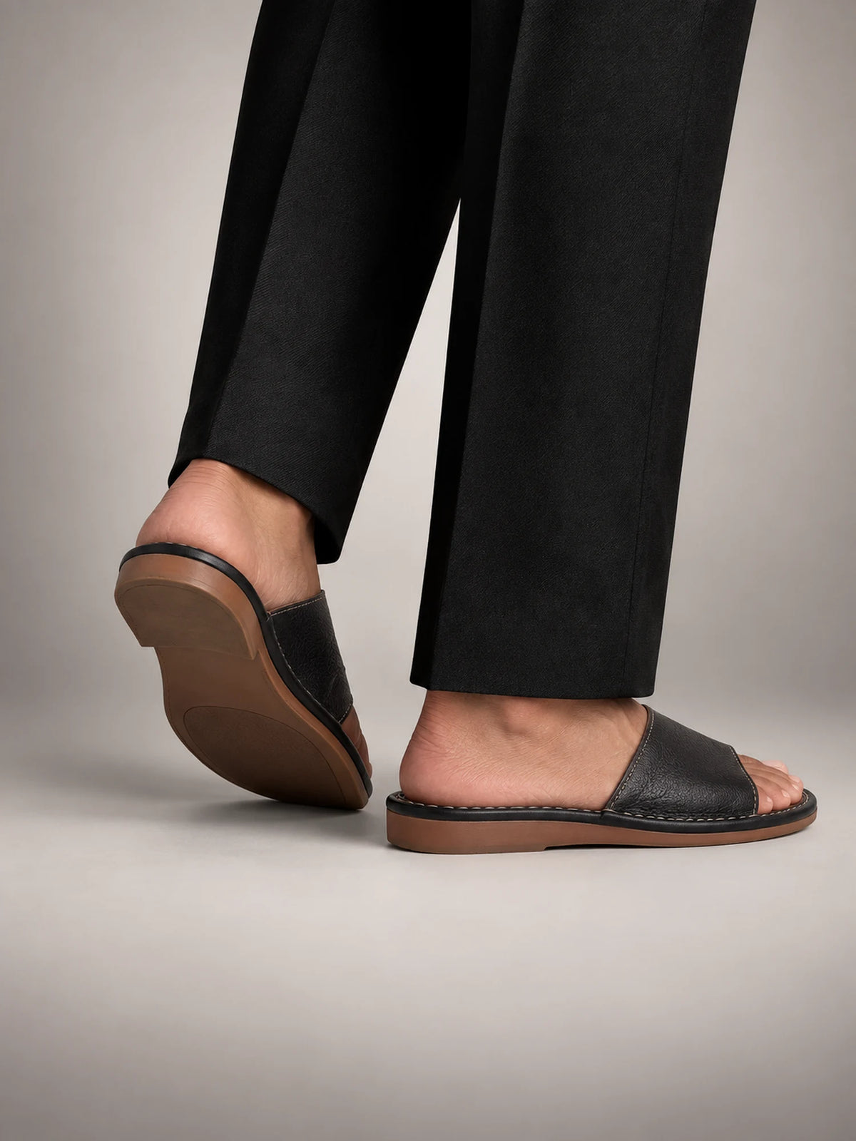 Volantero Men's Textured Leather Open-Toe Slide Sandals in Black, side view