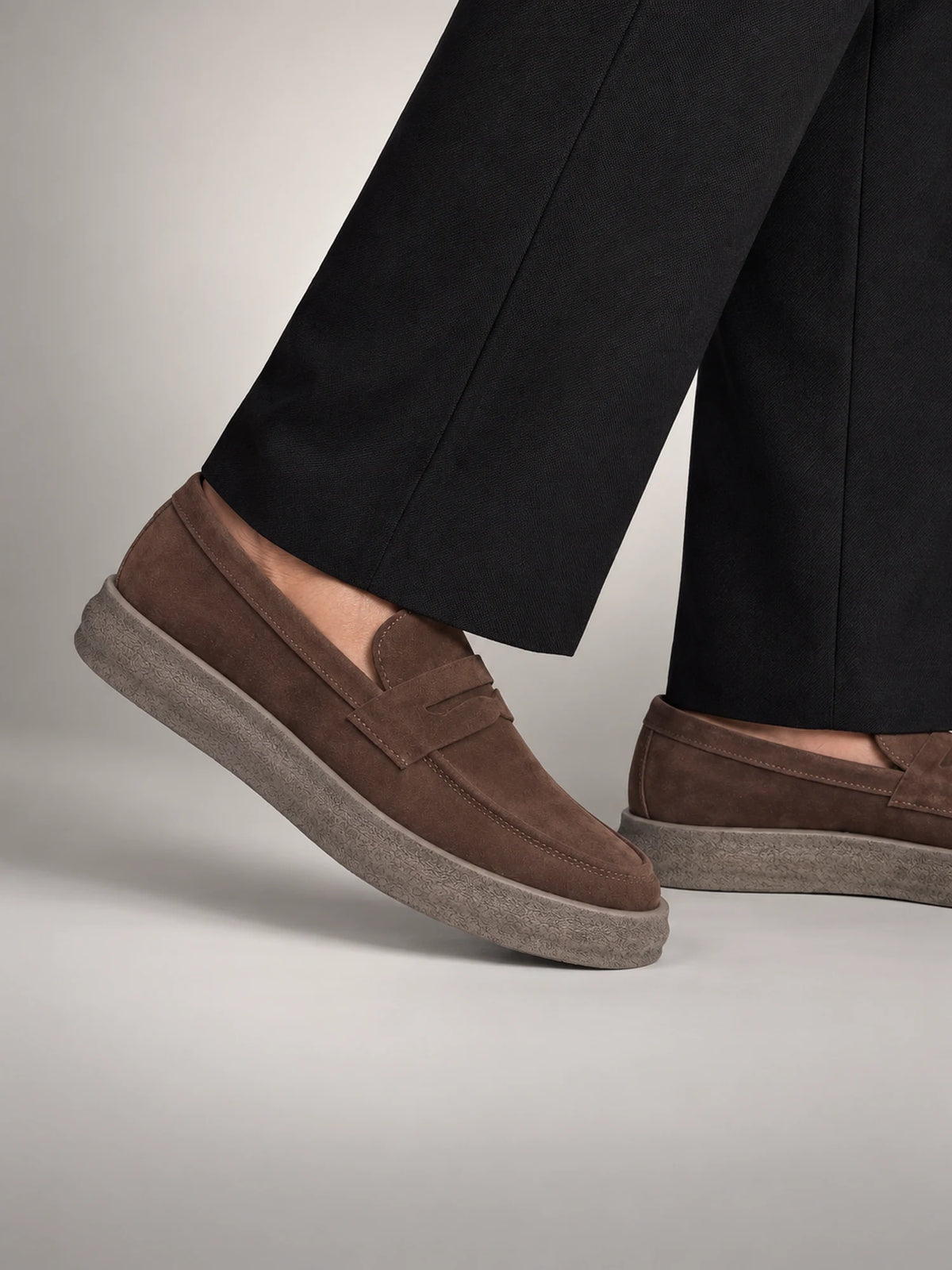 Volantero Men's Casual Slip-On Loafers in Brown, main view
