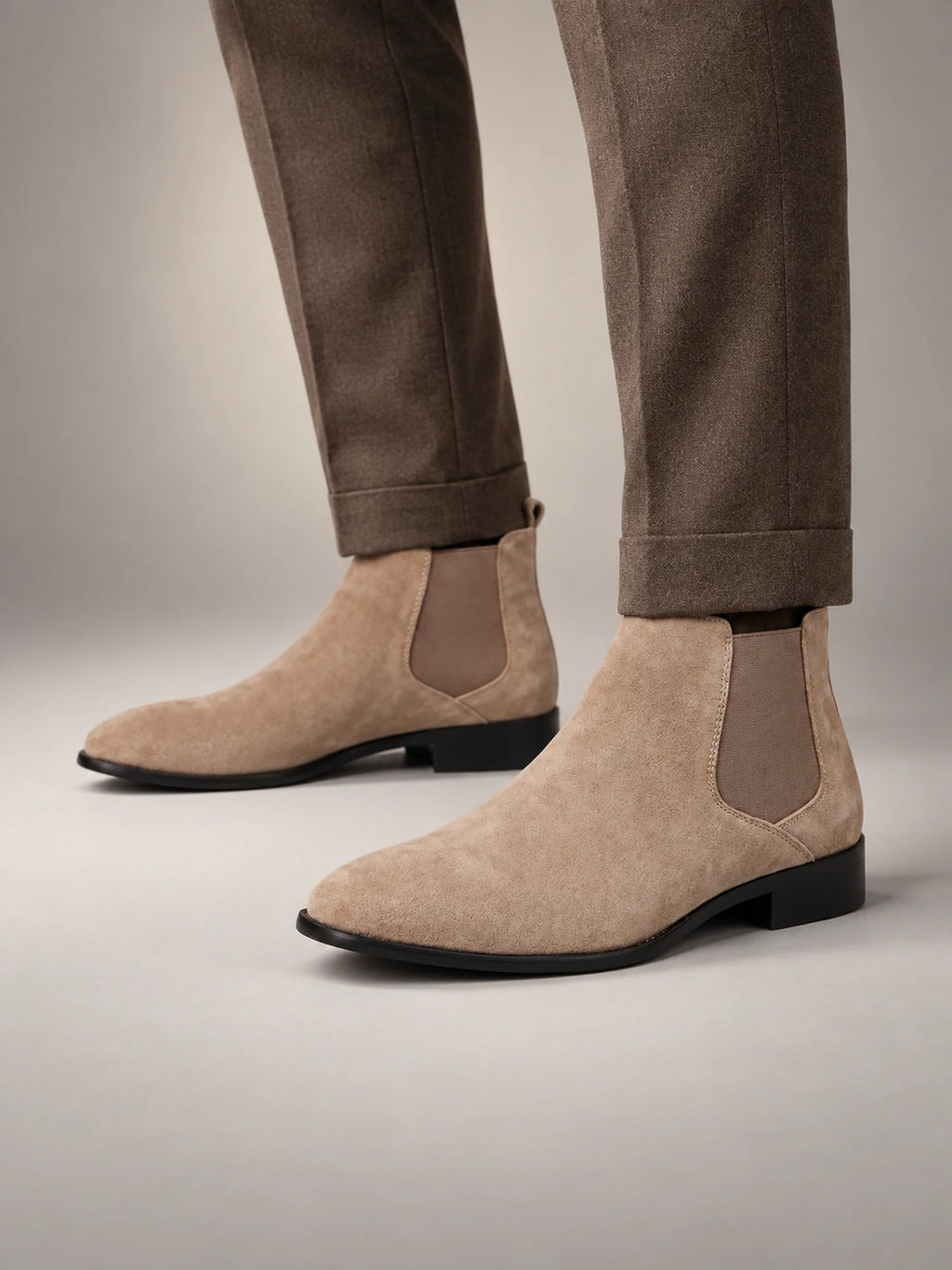 Volantero Men's Suede Chelsea Boots in Beige, hover view