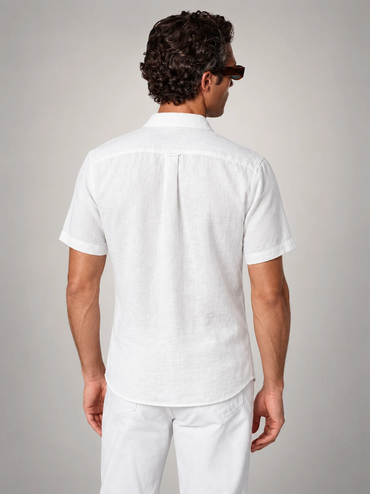 Volantero Men's Short-Sleeve Linen Shirt in White, back view