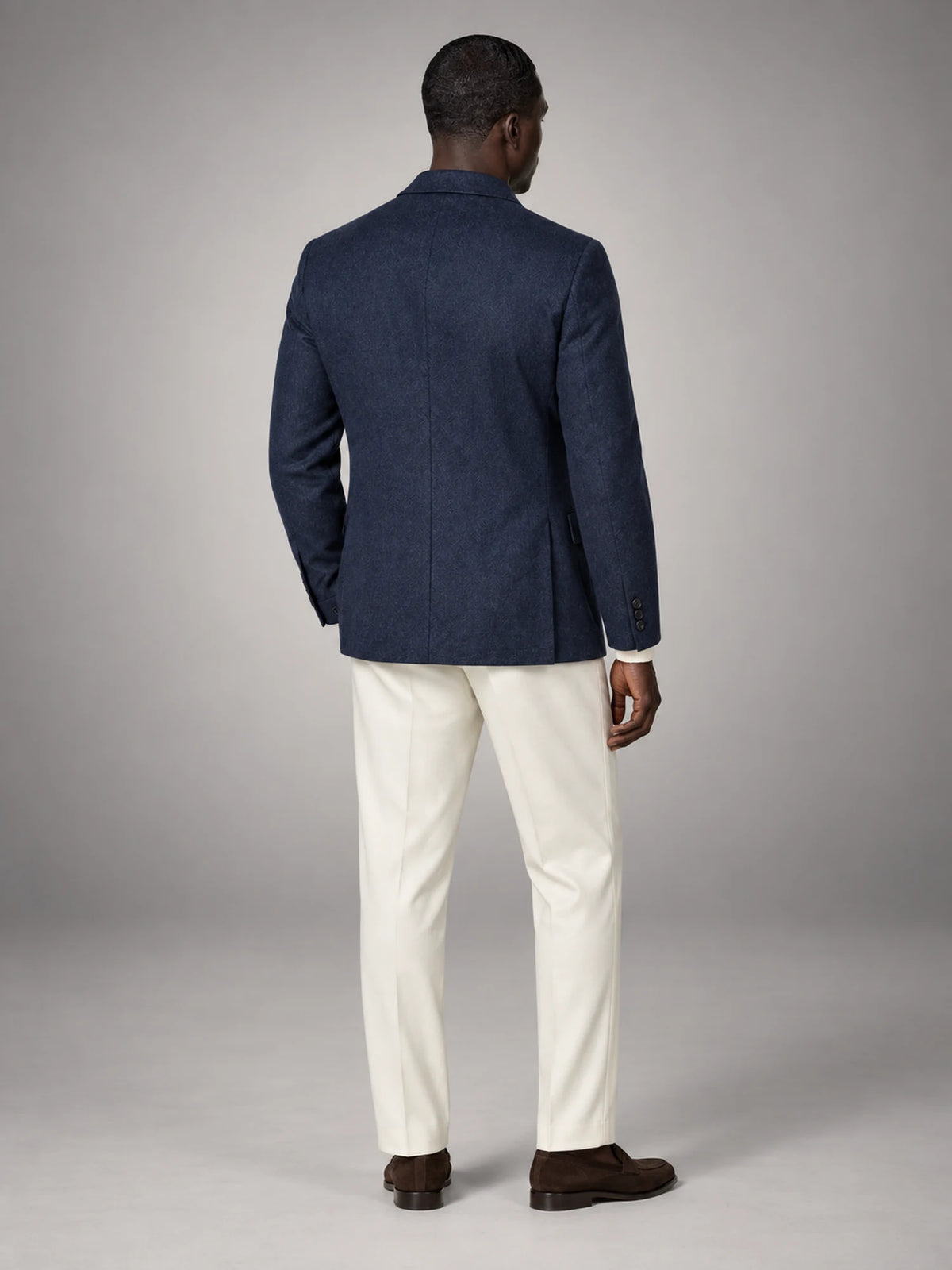 Volantero Men's Vintage Blazer in Navy, back view