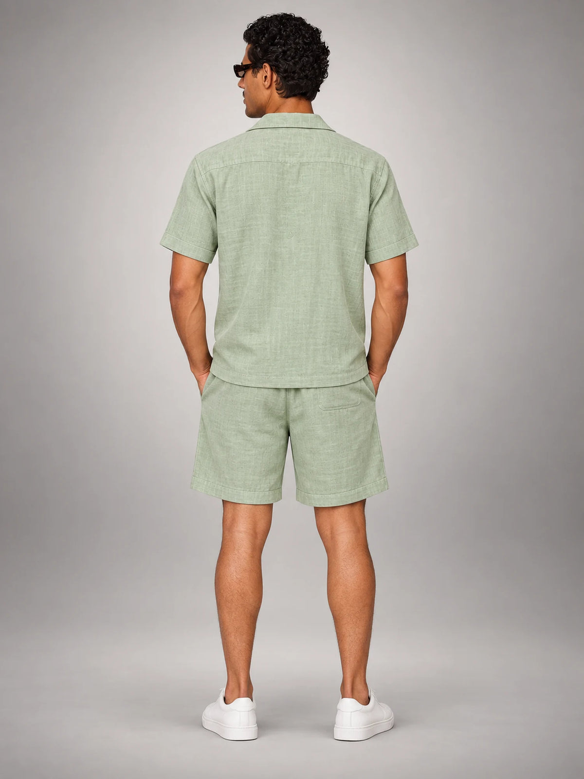 Volantero Men's Relaxed Summer Set in Green, back view