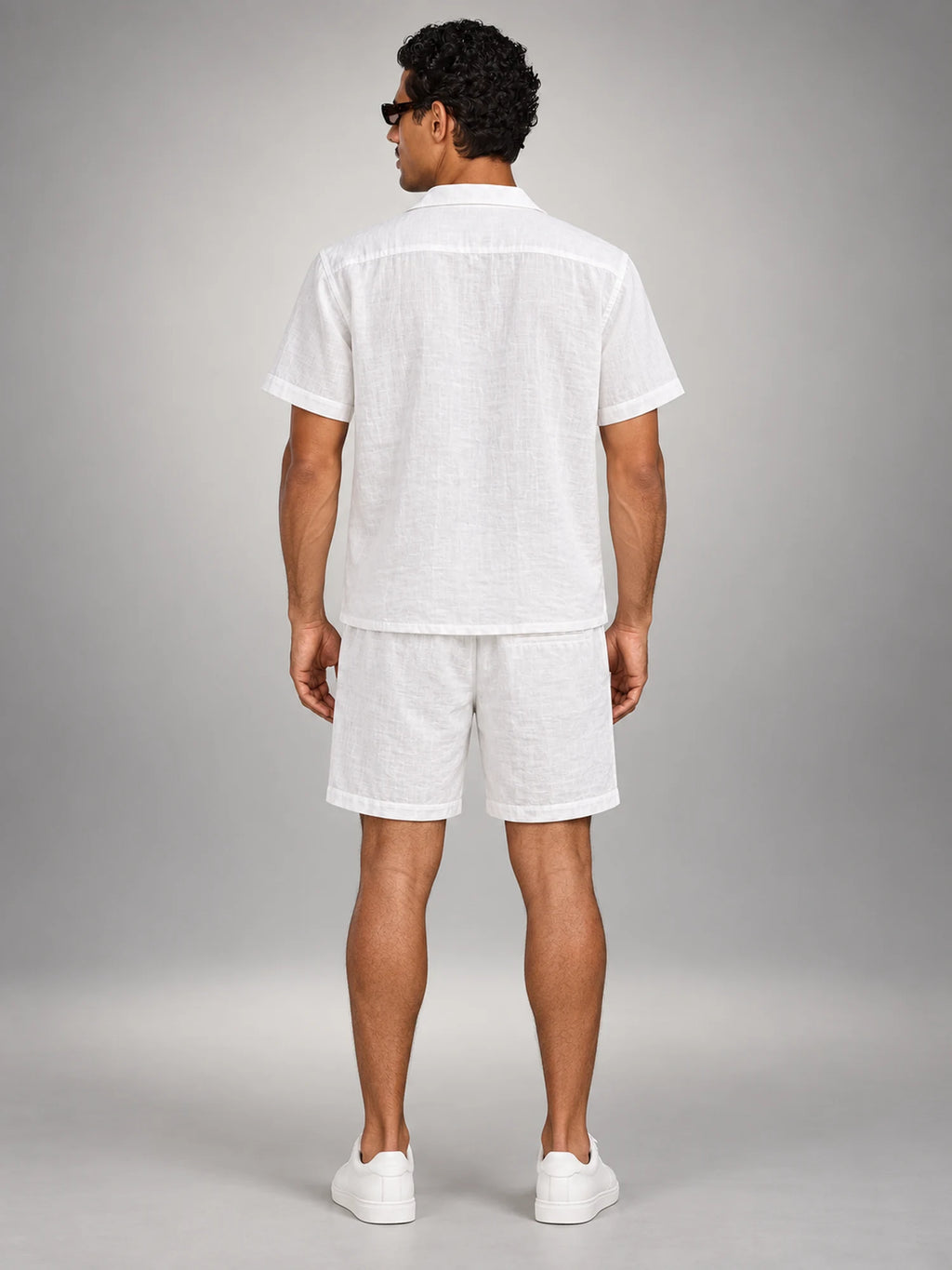 Volantero Men's Relaxed Summer Set in White, back view