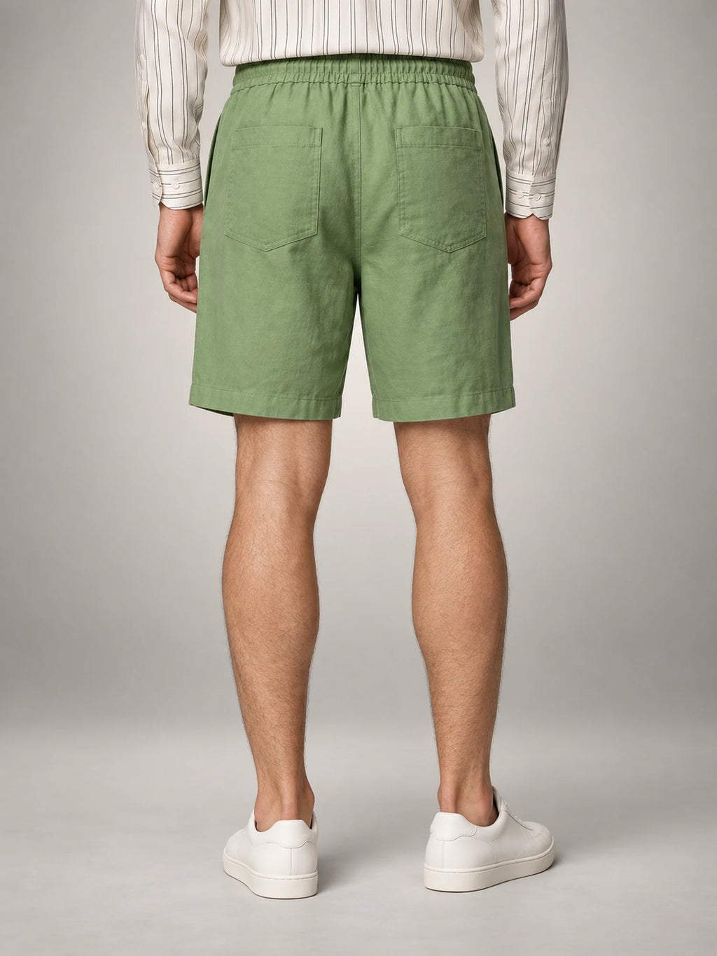 Volantero Men's Linen Drawstring Shorts in Green, back view