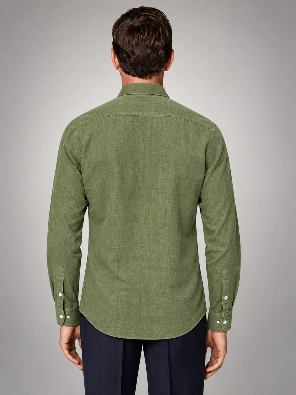 Volantero Men's Summer Shirt in Green, back view