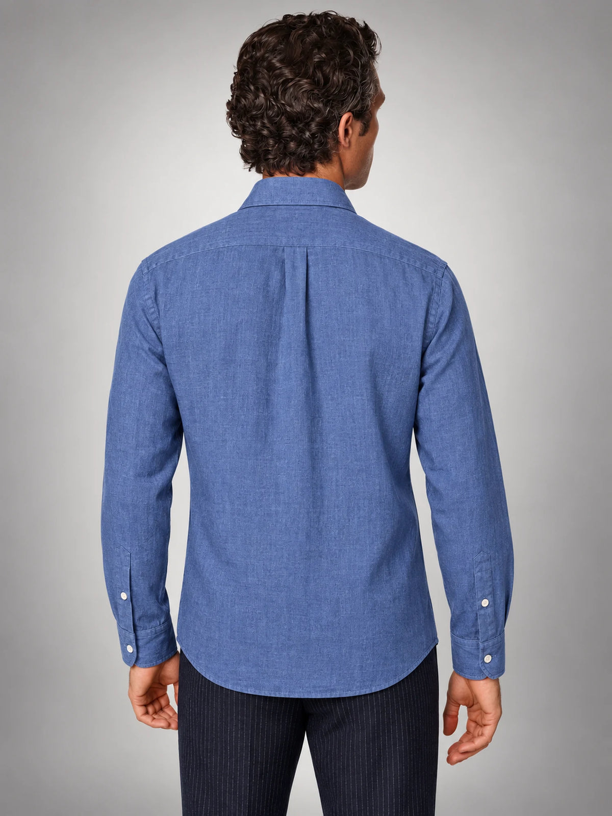 Volantero Men's Linen Shirt in Blue, back view