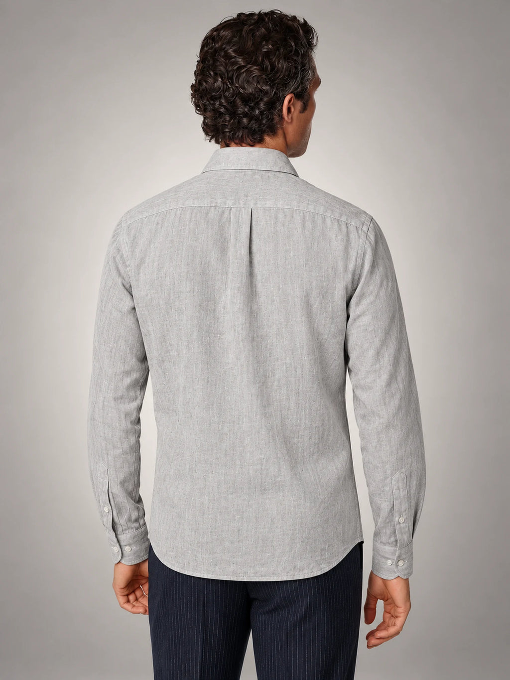 Volantero Men's Linen Shirt in Grey, back view