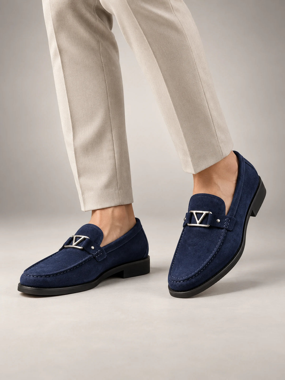 Volantero Men's Elegant Business Loafers in Navy, hover view