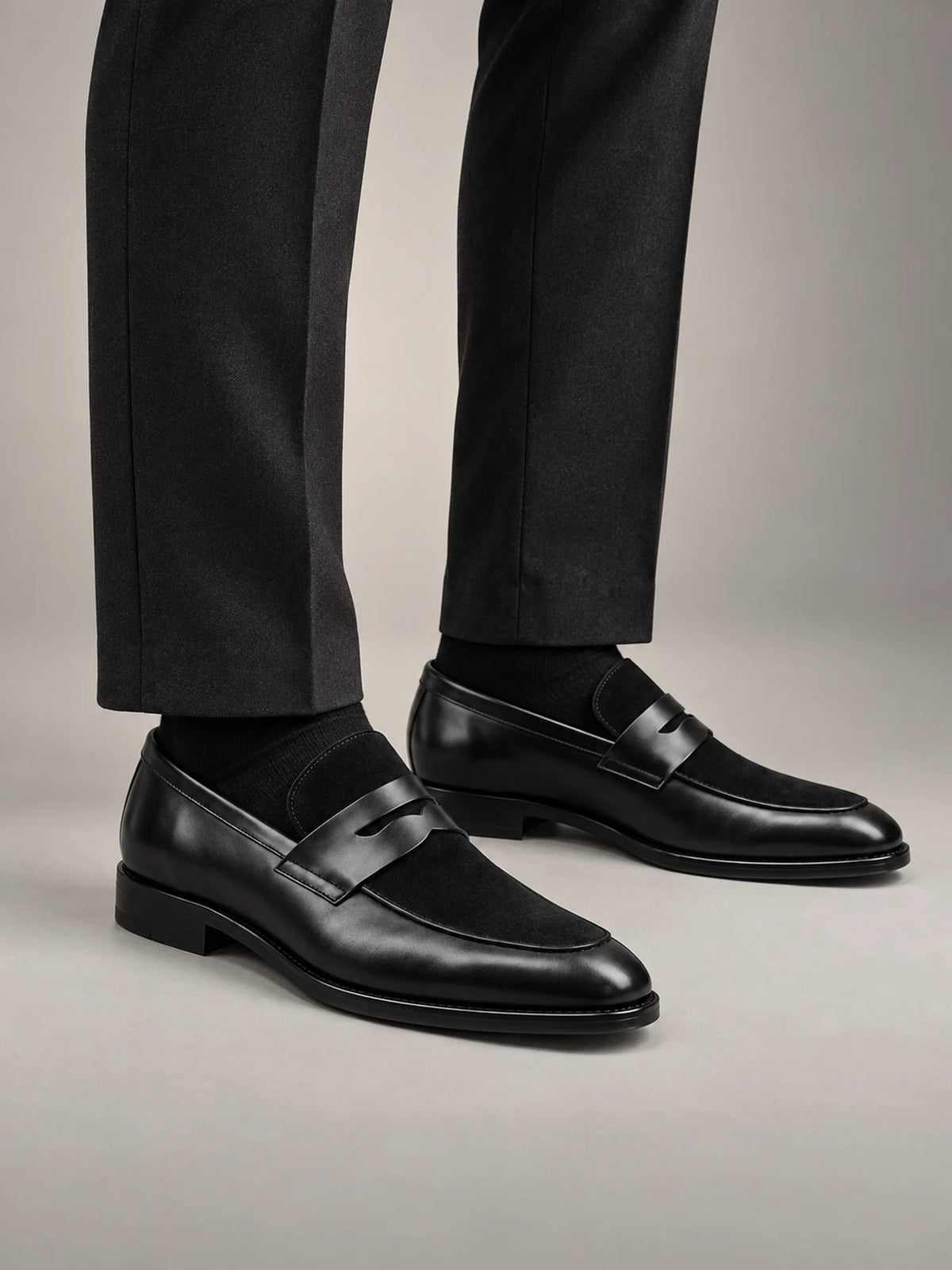 Volantero Men's Leather Suede Panel Loafers in Black, hover view