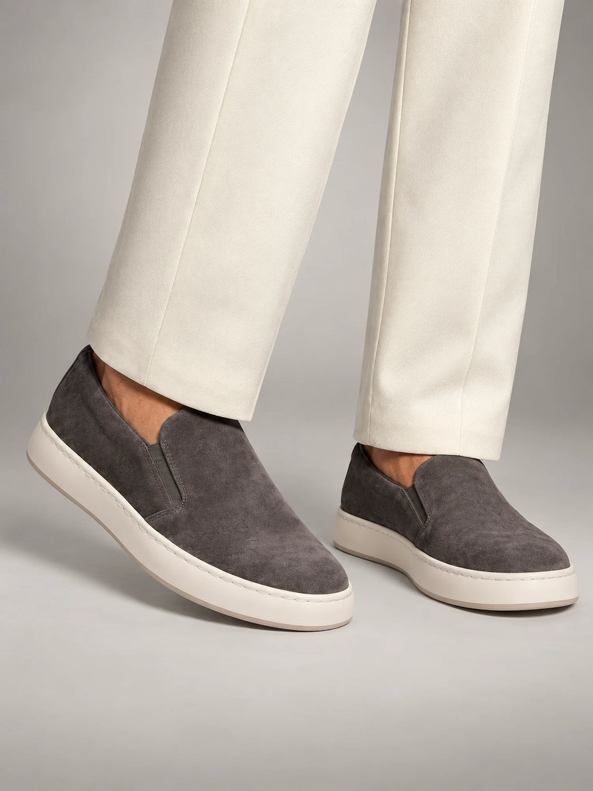 Volantero Men's Classic Slip-On Shoes in Grey, front view