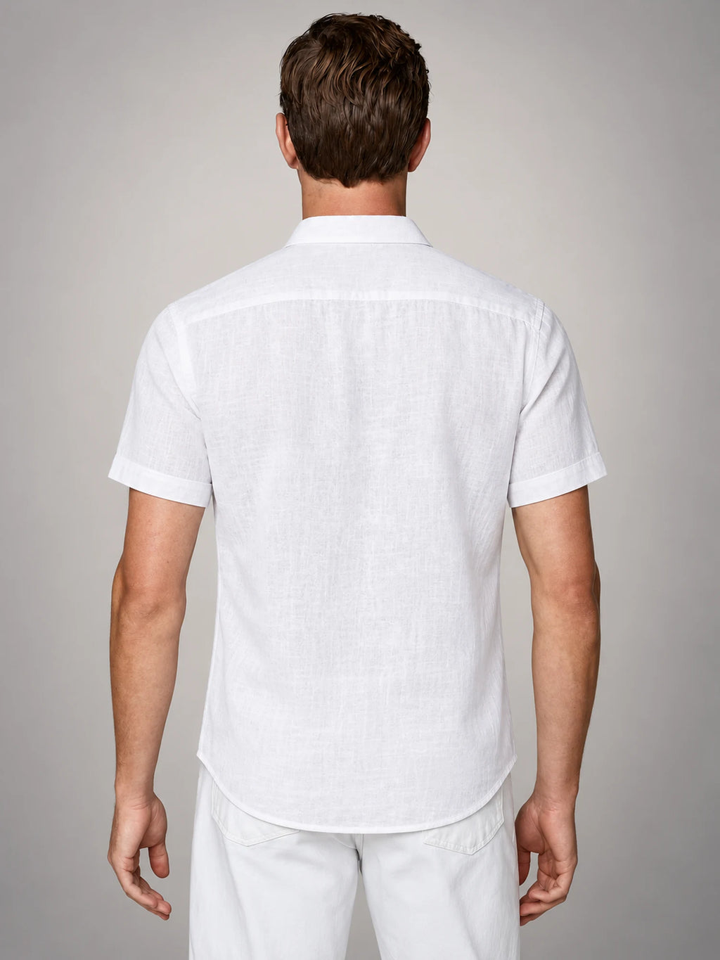 Volantero Men's Linen Short-Sleeve Shirt in White, back view